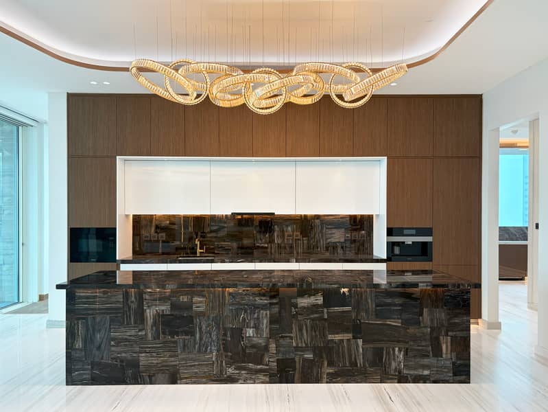 7 Living Room (5). png