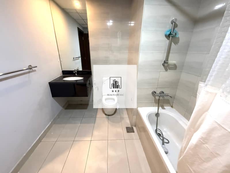 6 95f38369-2361-4bcb-98c3-4d321d697bb9. jpeg