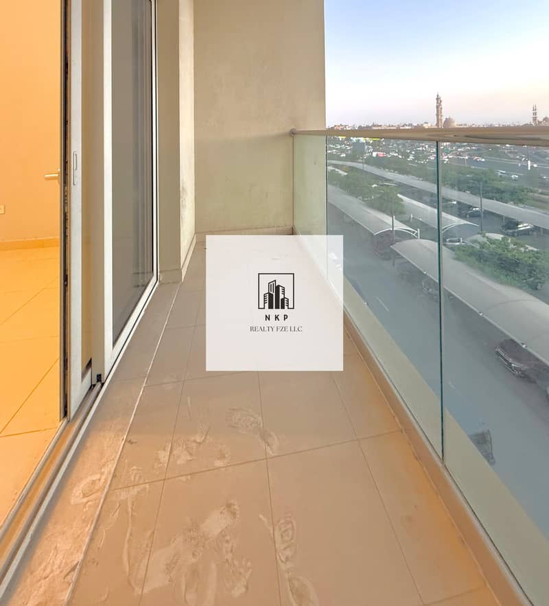 14 d119da60-665d-40f4-989a-cbef26b2bd4d. jpeg