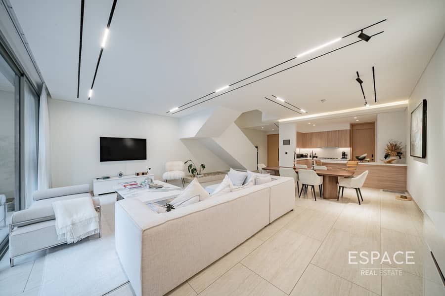 Rooftop Terrace | Private Pool | VOT - Image 4