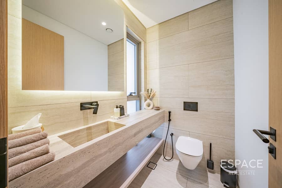 Rooftop Terrace | Private Pool | VOT - Image 12