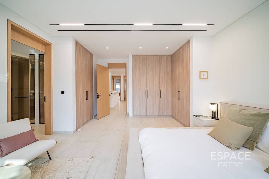 Rooftop Terrace | Private Pool | VOT - Image 13