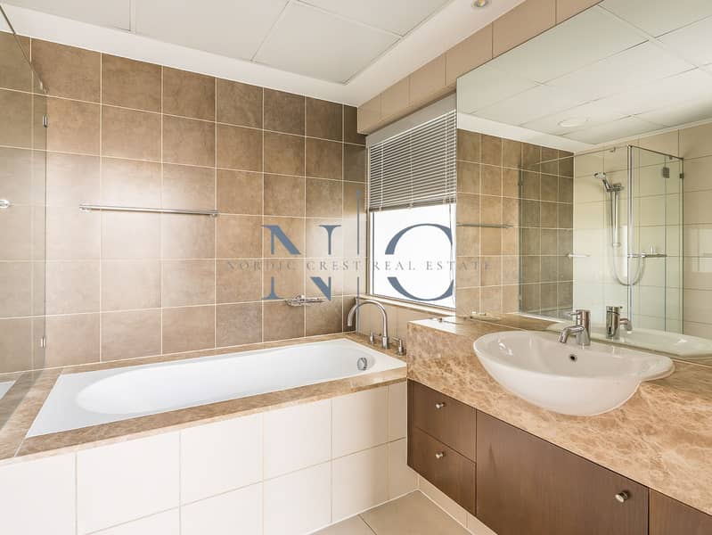 Vacant and Ready | Pool View | Multiple Cheques - Image 14