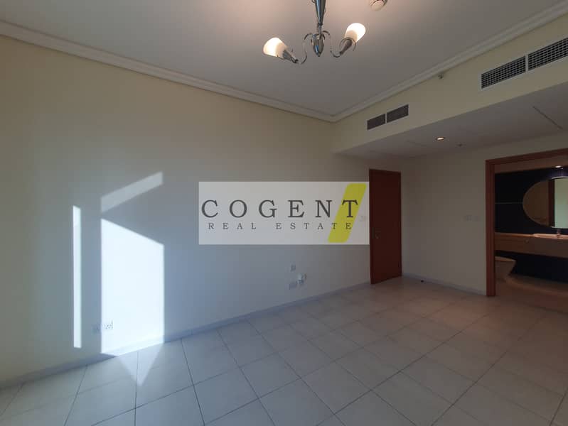 Stunning 2BHK | High Floor | Bright and Spacious | Prime Area | Metro Next Door - Image 12