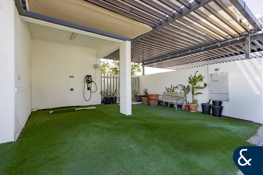 6 B+M | PARK/POOL BACKING | LARGE PLOT | VOT - Image 20