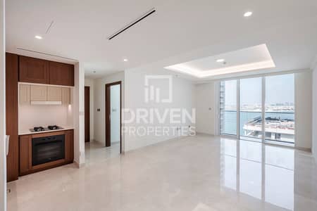 1 Camera Appartamento in Affitto a Dubai Harbour, Dubai - Appartamento a Dubai Harbour，Emaar Beachfront，Palace Beach Residence，Palace Beach Residence Tower 1, 1 camera da letto, 135000 AED - 13533194