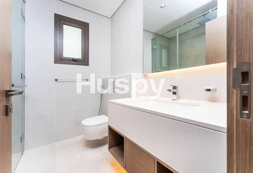 Vacant | End Unit | Single Row - Image 18