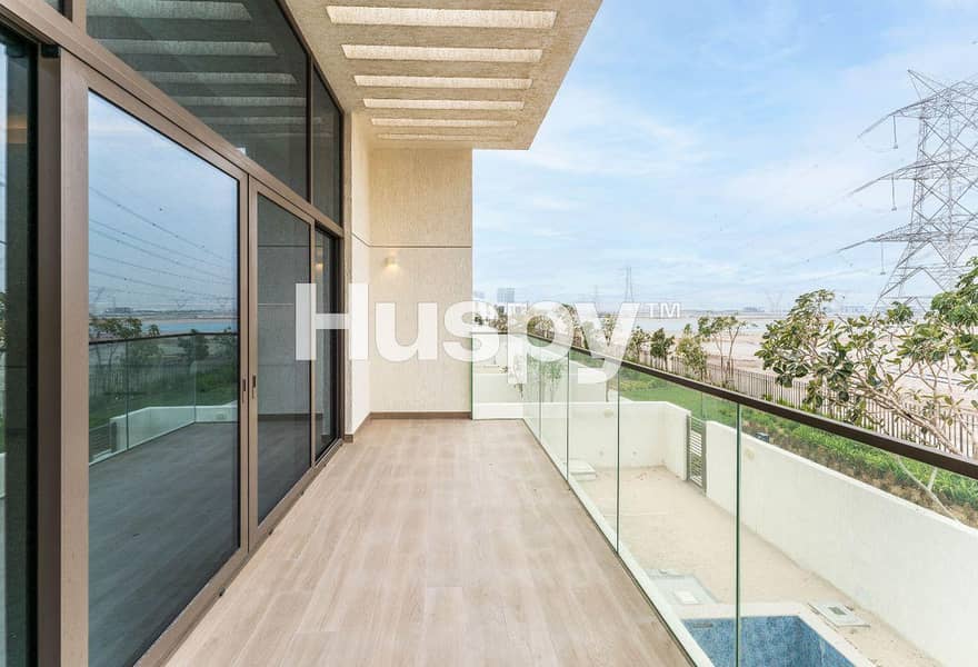 Vacant | End Unit | Single Row - Image 23