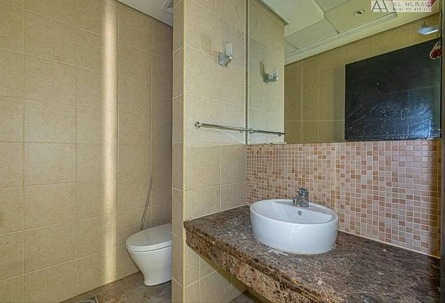 3 Large | With Pool | Amazing Location - Image 10