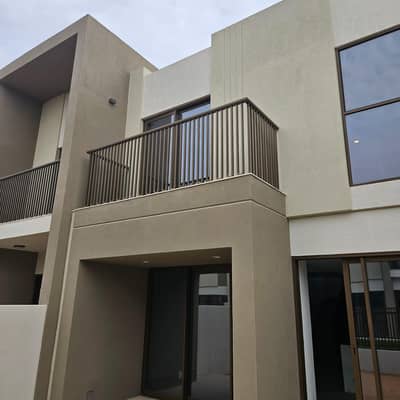 3 Schlafzimmer Townhouse zum zur Miete in Dubailand, Dubai - 48736702-afbe-4f8e-b42e-6fb11f10ba12. jpg 3 Schlafzimmer Townhouse zum zur Miete in Dubailand, Dubai - 48736702-afbe-4f8e-b42e-6fb11f10ba12. jpg