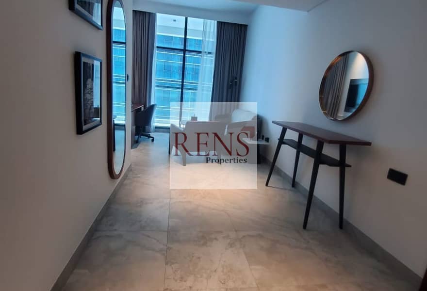 Luxury Living | Furnished and Upgraded | Available