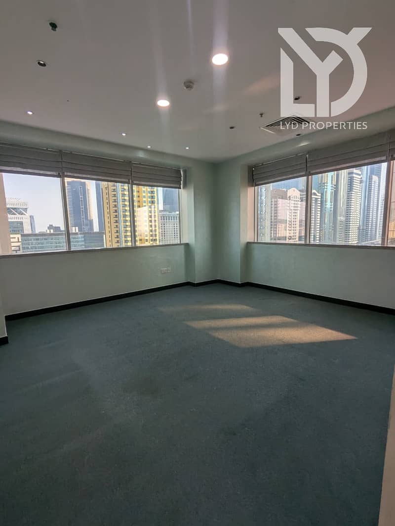 Fully Partitioned Office – Prime Location on Sheikh Zayed Road - View 6