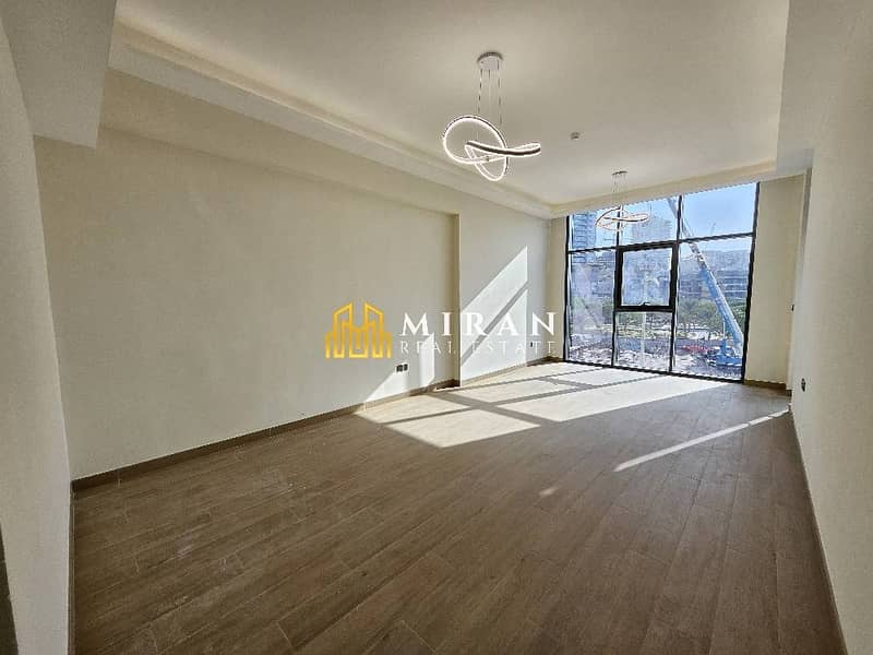 Brand New - All Ensuit bedroom - Chiller with Dewa