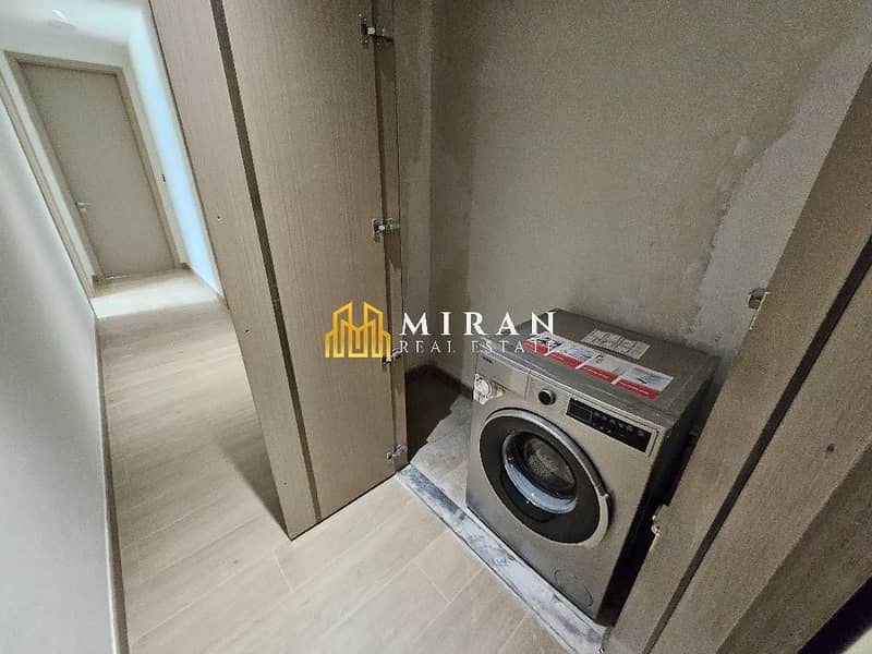 Brand New - All Ensuit bedroom - Chiller with Dewa