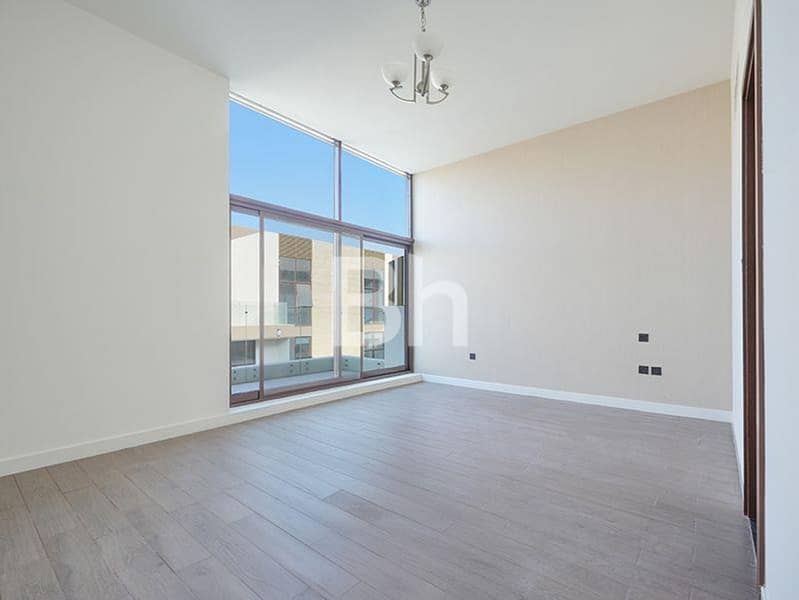 Corner | New | Biggest Layout | Appliances