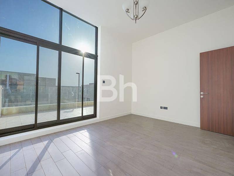 Corner | New | Biggest Layout | Appliances - Image 10