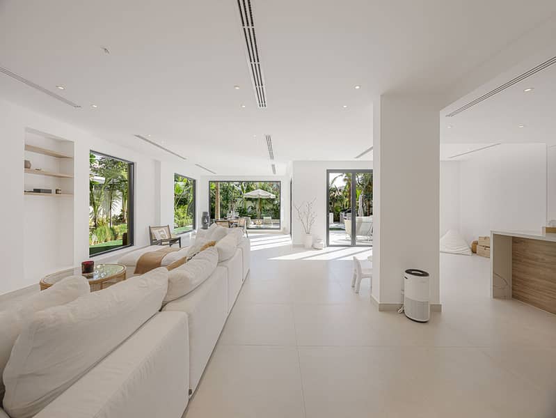 Fully Renovated | Private Pool | Family Home - Image 6