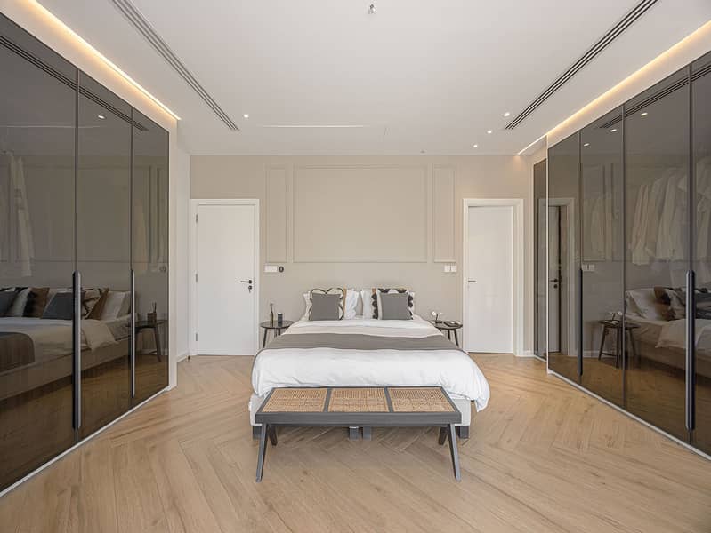 Fully Renovated | Private Pool | Family Home - Image 12