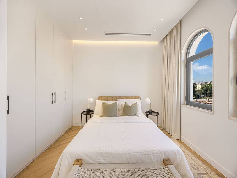 Fully Renovated | Private Pool | Family Home - Image 17