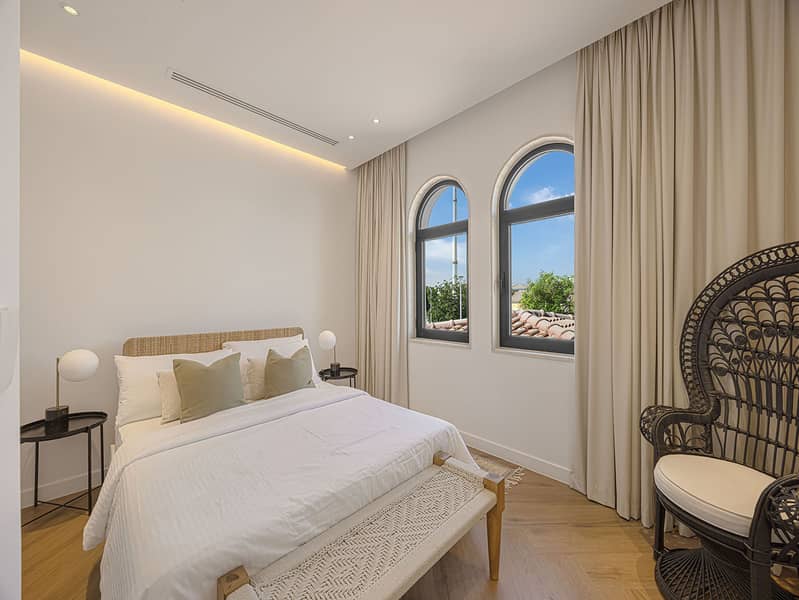 Fully Renovated | Private Pool | Family Home - Image 20