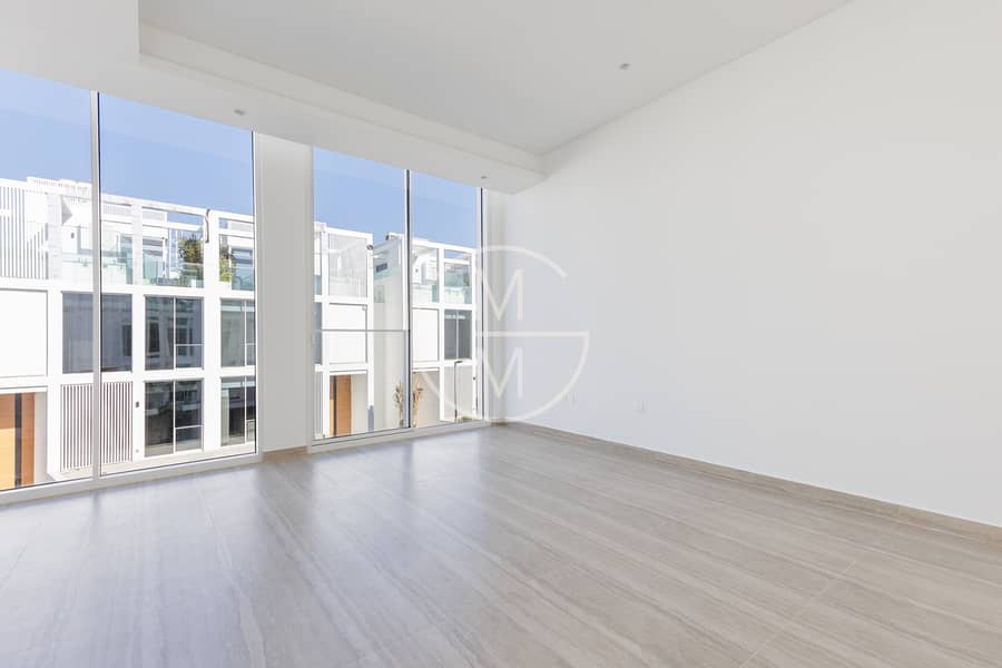 Exclusive | Ready To Move | Multiple Options - Image 8