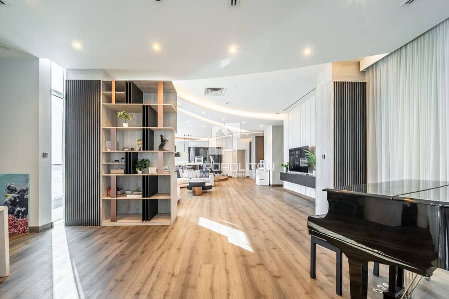 Luxurious Upgrades | Furnished | Beach Access