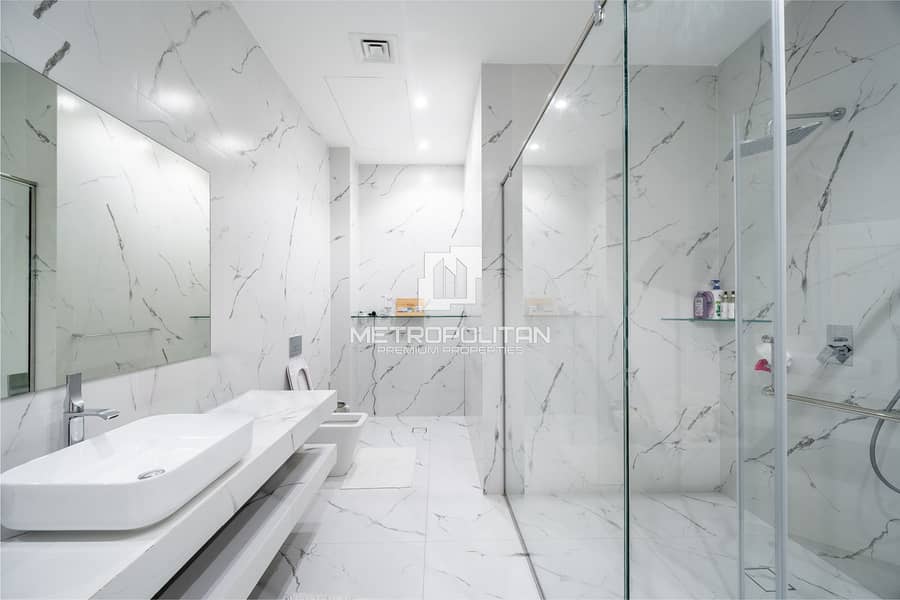 Luxurious Upgrades | Furnished | Beach Access - Image 14