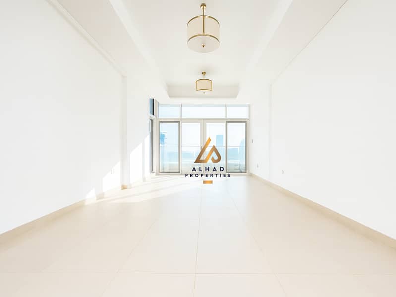 Luxurious Waterfront Living | Beach Front | Palm - Image 7