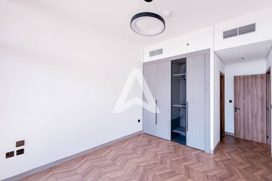 Brand New | Great Quality | Amazing Location | Big Sizes - Image 12