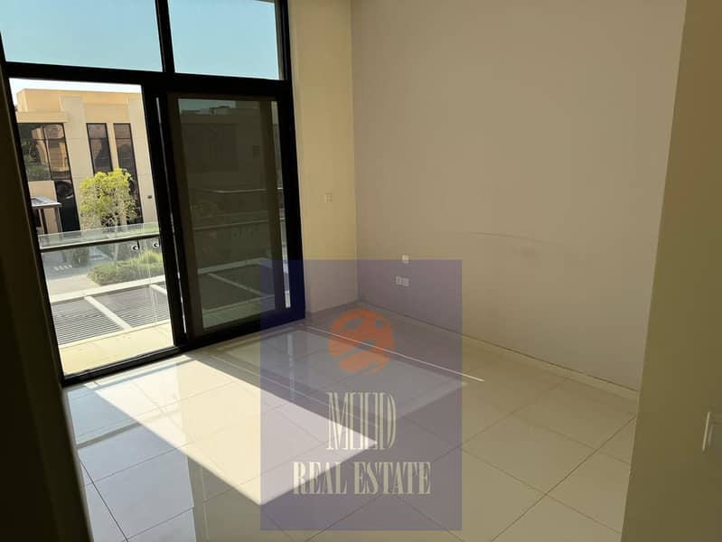 Spacious 3 Bedroom Villa/Rock Wood/Damac Villas/Price Negotiable