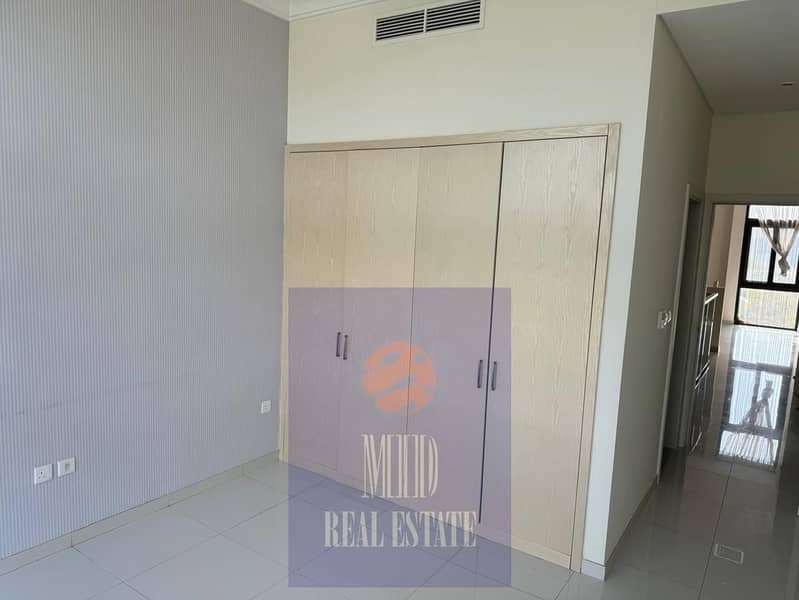 Spacious 3 Bedroom Villa/Rock Wood/Damac Villas/Price Negotiable - Image 19