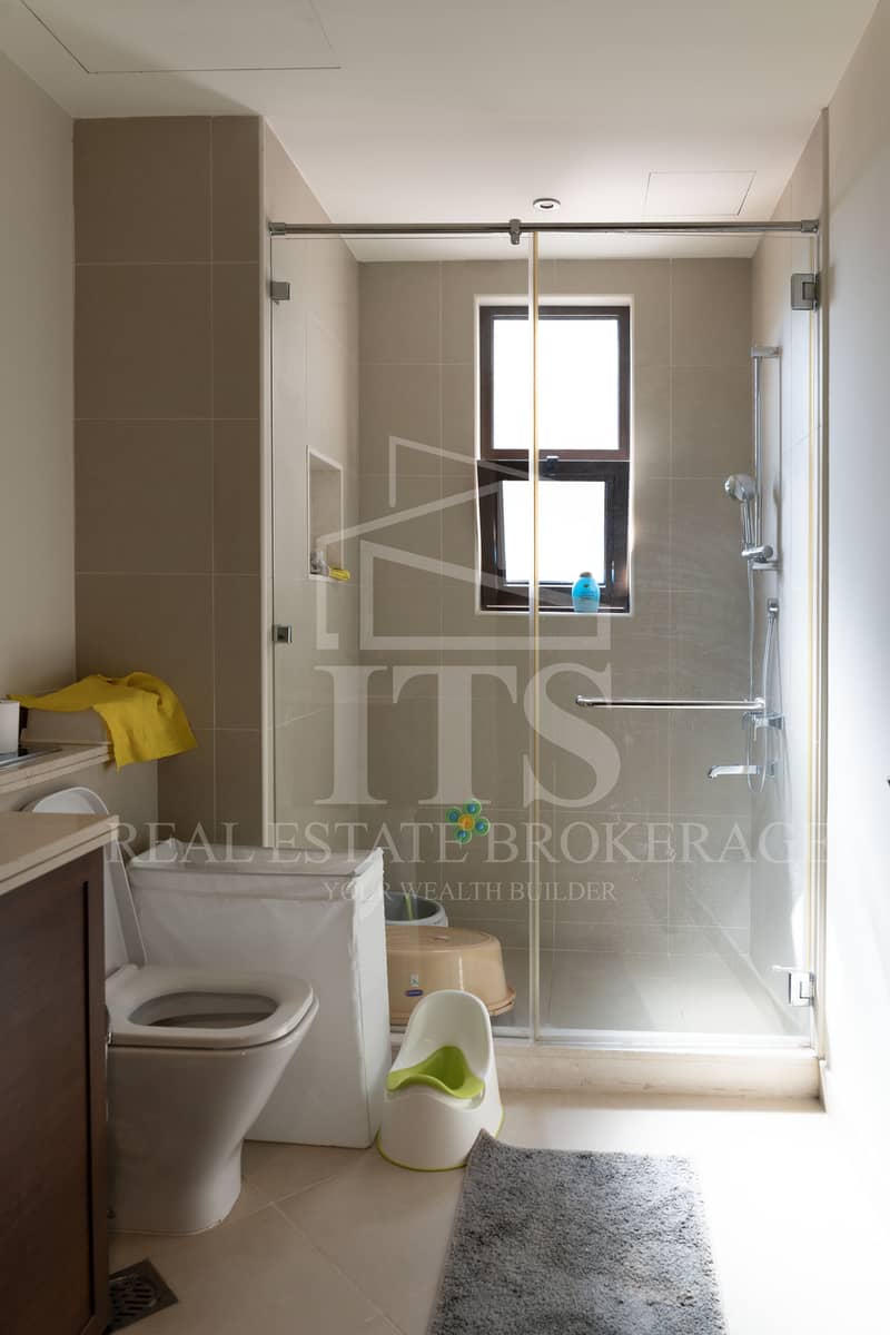 5 BEDROOM VILLA | FULLY FURNISHED | NEGOTIABLE - Image 38