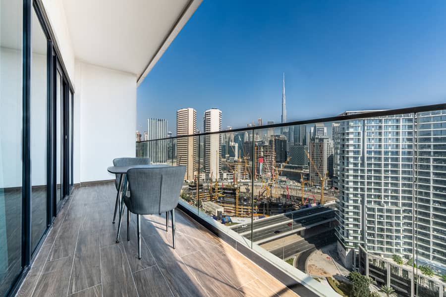 16 Balcony 2. jpg
