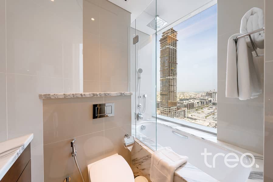 Burj Khalifa View | Exclusive | Vacant - Image 10