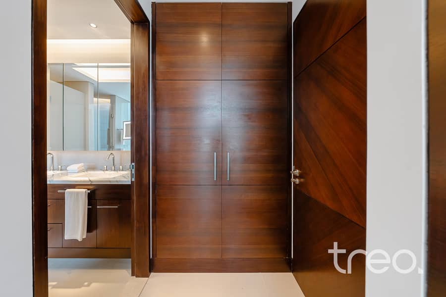 Burj Khalifa View | Exclusive | Vacant - Image 23