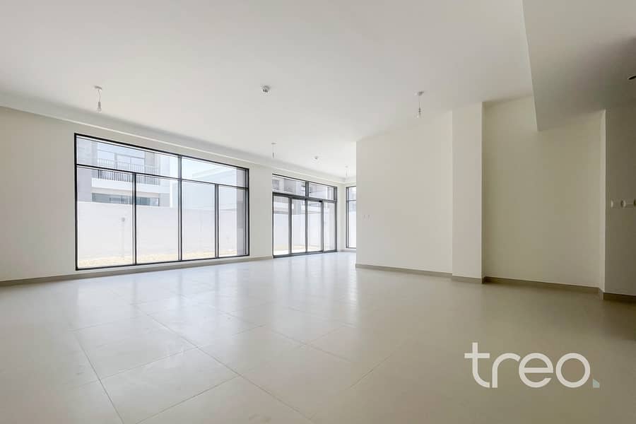 Single Row | Brand New | Green Belt View