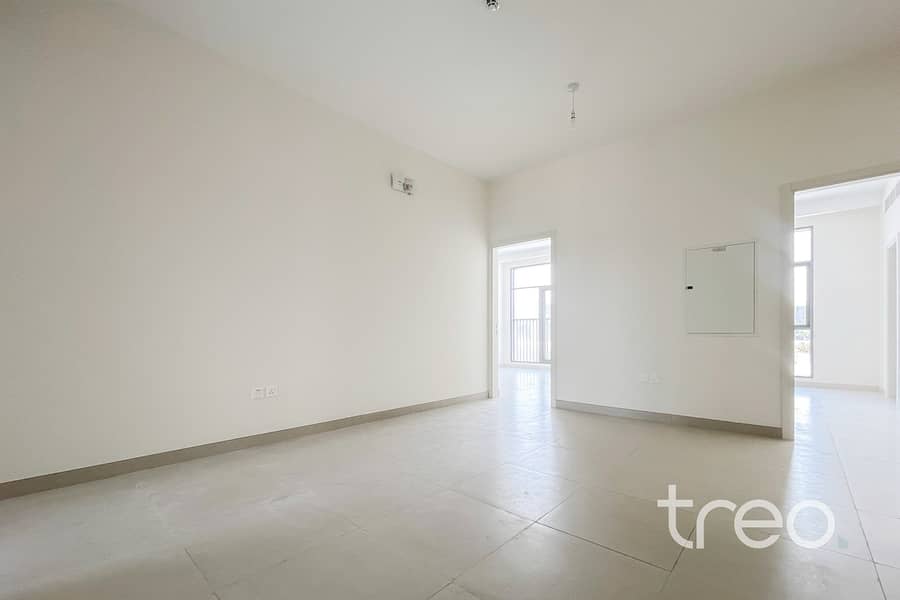 Single Row | Brand New | Green Belt View - Image 12