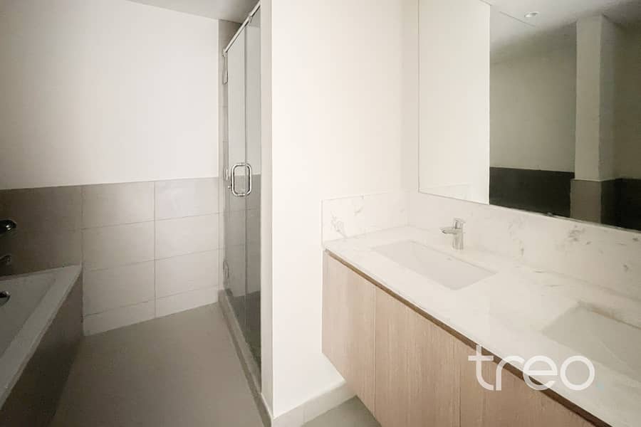 Single Row | Brand New | Green Belt View - Image 20