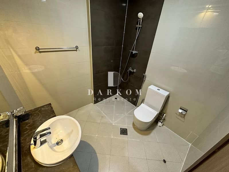 VACANT | One Bedroom With Balcony | Good Layout - Image 12