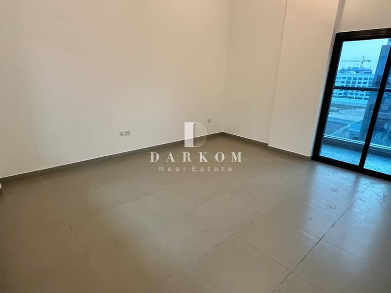 VACANT | One Bedroom With Balcony | Good Layout - Image 16