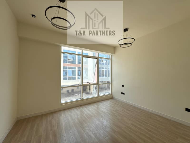 Spacious Verdana Villa in Dubai Investment Park