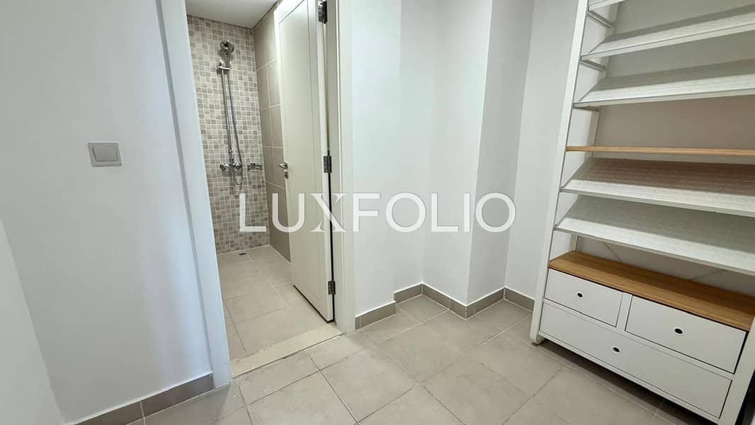 Golf View | Unfurnished | Vacant - Image 13