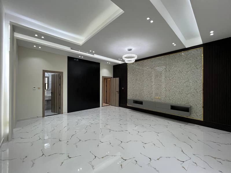 3 b6b3c3d4-cb9b-4f4f-93c6-81f9b5cd6558. jpg