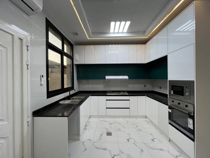 4 2e5e0e2f-4cbe-4d57-bcbb-6cbba883f2fe. jpg