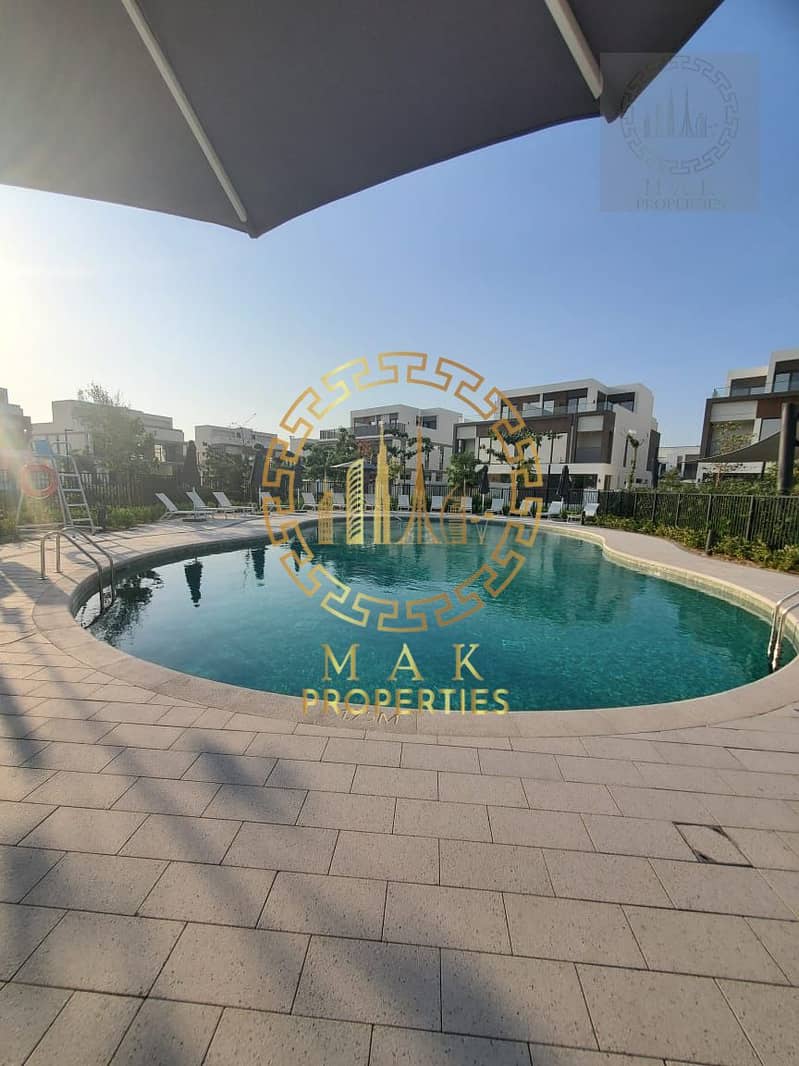 Elegant 4-Bed Villa | Single Row |Ready to Move Brand New