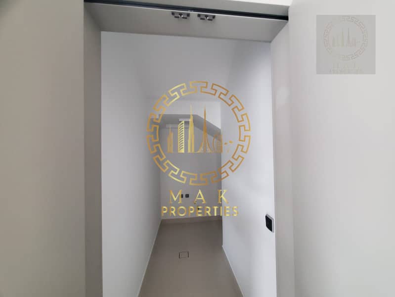 Elegant 4-Bed Villa | Single Row |Ready to Move Brand New - Image 8