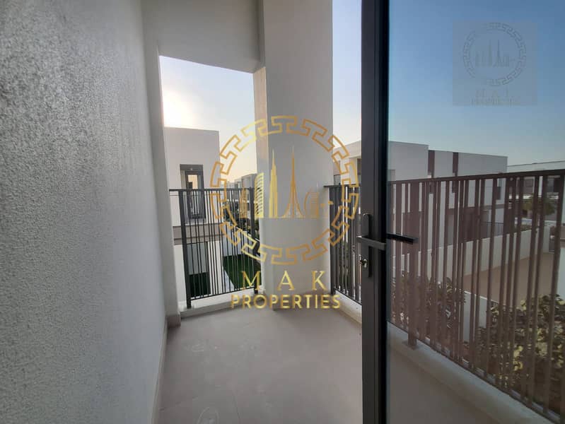 Elegant 4-Bed Villa | Single Row |Ready to Move Brand New - Image 20