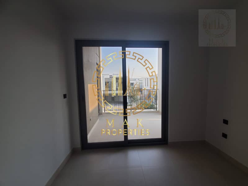 Elegant 4-Bed Villa | Single Row |Ready to Move Brand New - Image 22