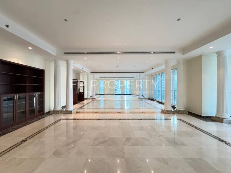 Luxury 5 Bedroom Apartment | High Floor | Full Sea View | Vacant