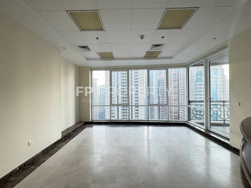 Luxury 5 Bedroom Apartment | High Floor | Full Sea View | Vacant - Image 9